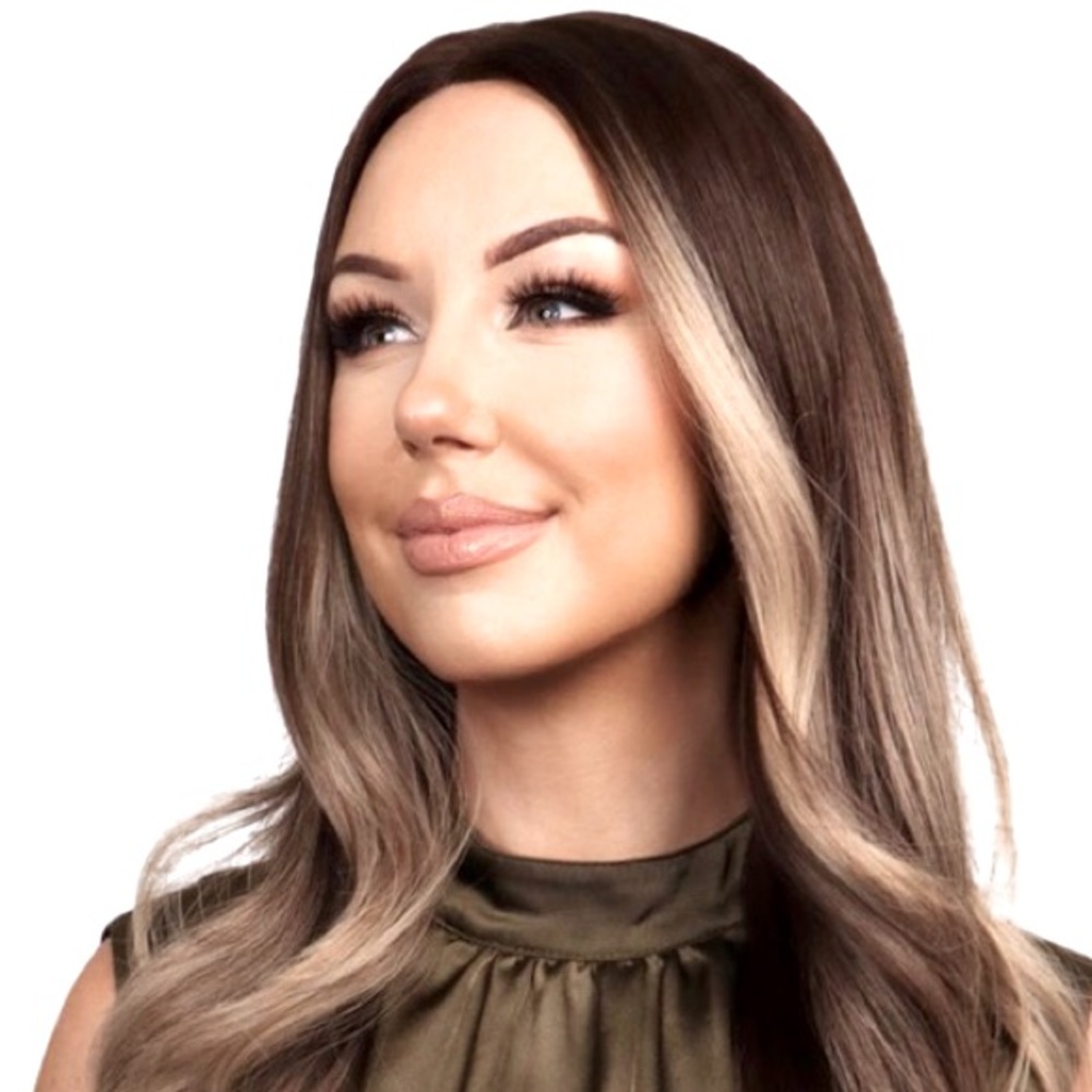 Chelsey Smith ARI LUXE  hair crown